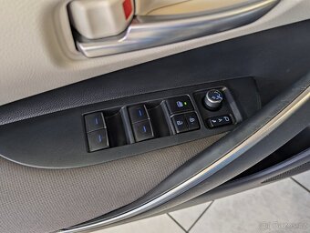 Toyota Corolla 1.6 Valvematic 97kW COMFORT ČR - 17