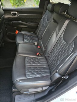 KIA Sorento 7míst MQ4 2,2 CRDi 4x4 8DCT TOP Webasto - 17