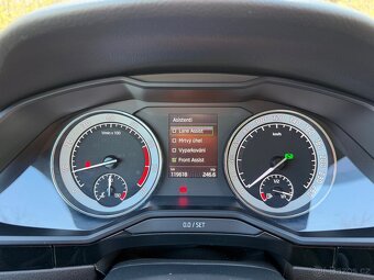 Škoda Superb - 17