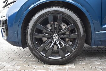 Volkswagen Touareg 3.0TSi.RLINE.BLACK.TAŽNÉ.AIR.SERVIS VW - 17