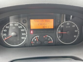 Prodám hezký mikrobus PEUGEOT BOXER 3.0 - 17