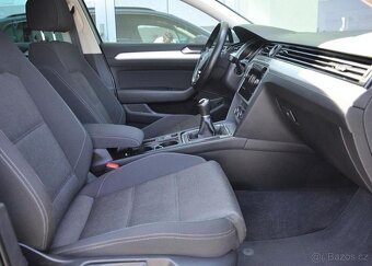 Volkswagen Passat 2.0TDi COMFORTLINE NAVI ČR 1M - 17