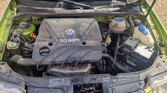 Vw Polo 2001 195000 benzín 1,0 - 17