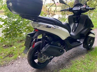 Piaggio Mp3 300 Yourban LT (2018) - 17