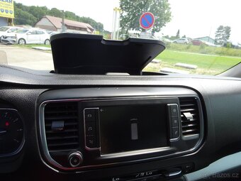 PEUGEOT EXPERT TRAVELLER LONG 2,0HDI,8 MÍST - 17