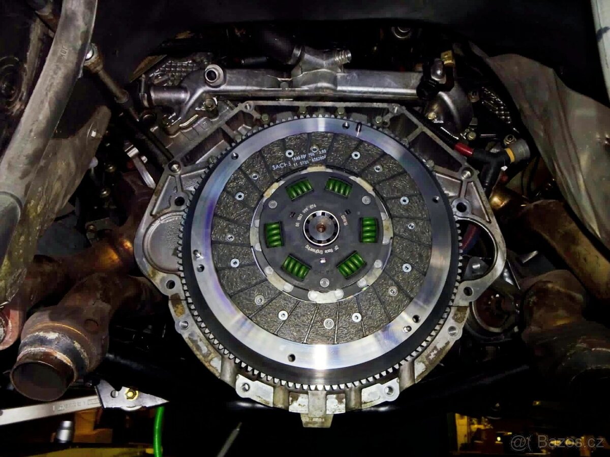 BMW E34 540i Manual - 18