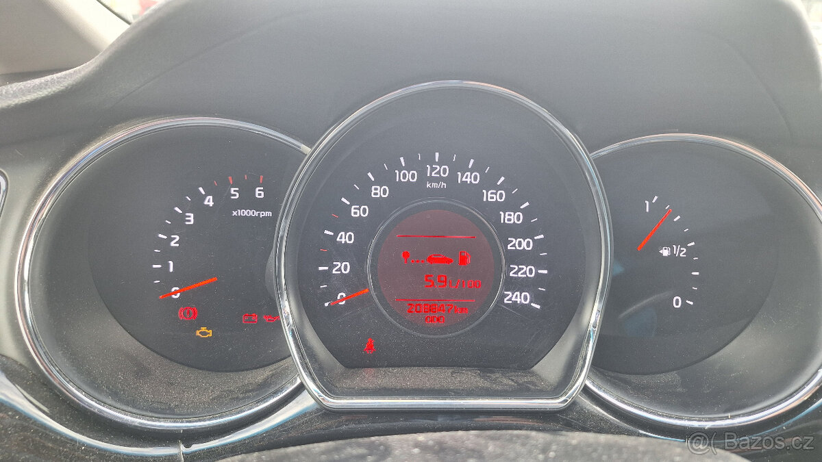 KIA cee'd SW JD 1,6 cRDi ToP 94KW - 18