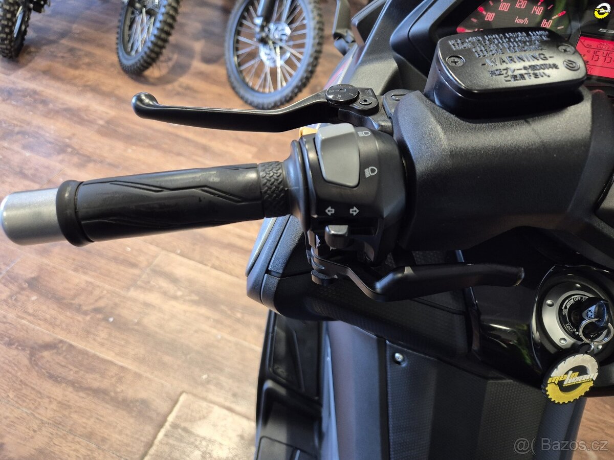 Yamaha T-Max 530 - 18