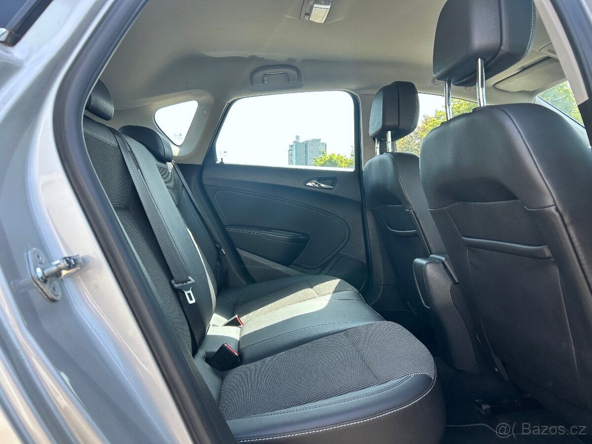 Opel Astra J TURBO, najeto 122.612 km, 1. majitel - 18