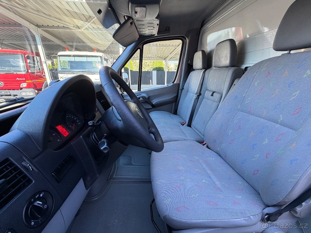 VOLKSWAGEN CRAFTER do 3,5t SKLÁPĚČ HYDRAULICKÁ RUKA - 18