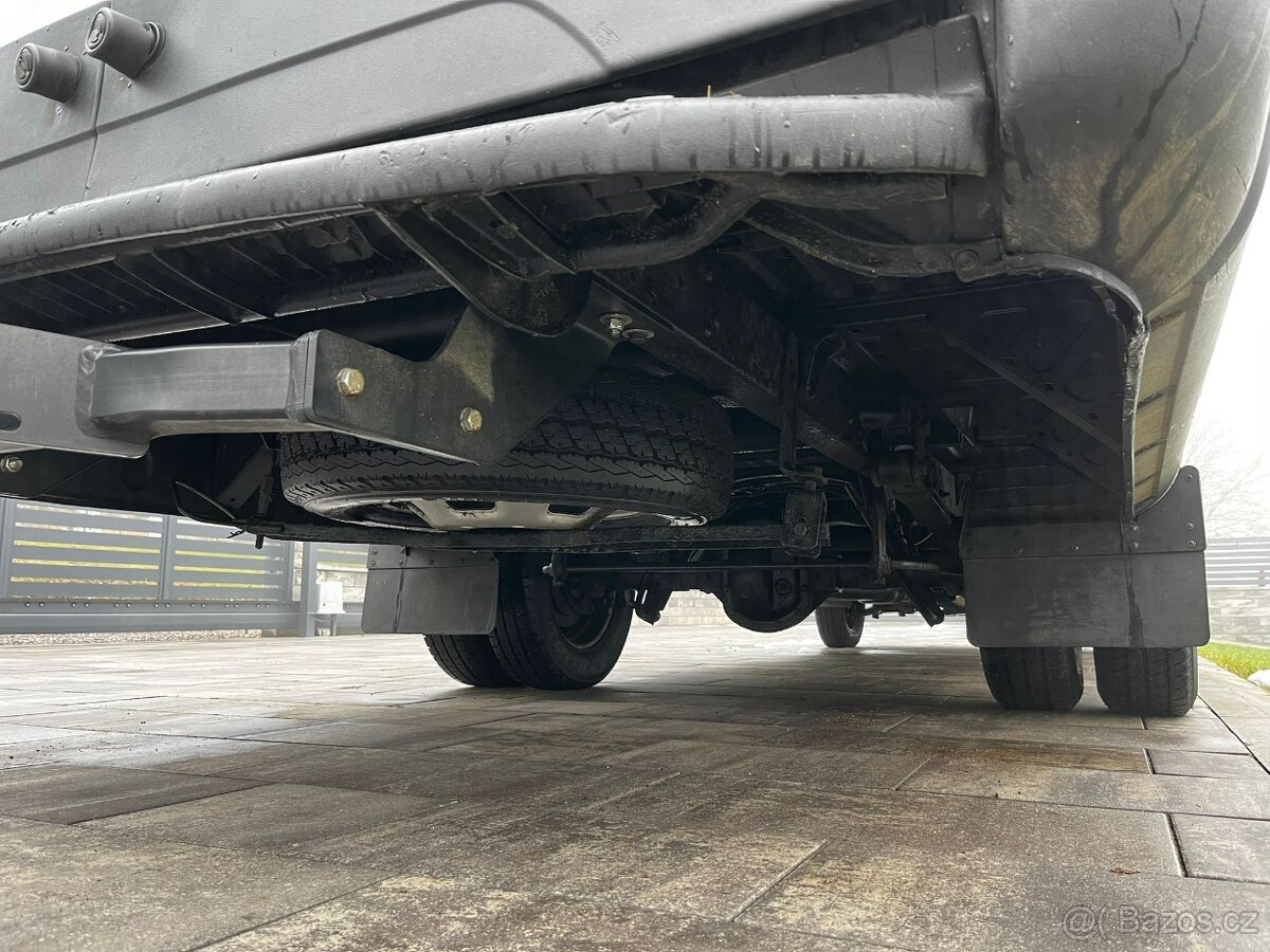 IVECO DAILY 3,0 DIESEL MAXI XXL 2009 - 18