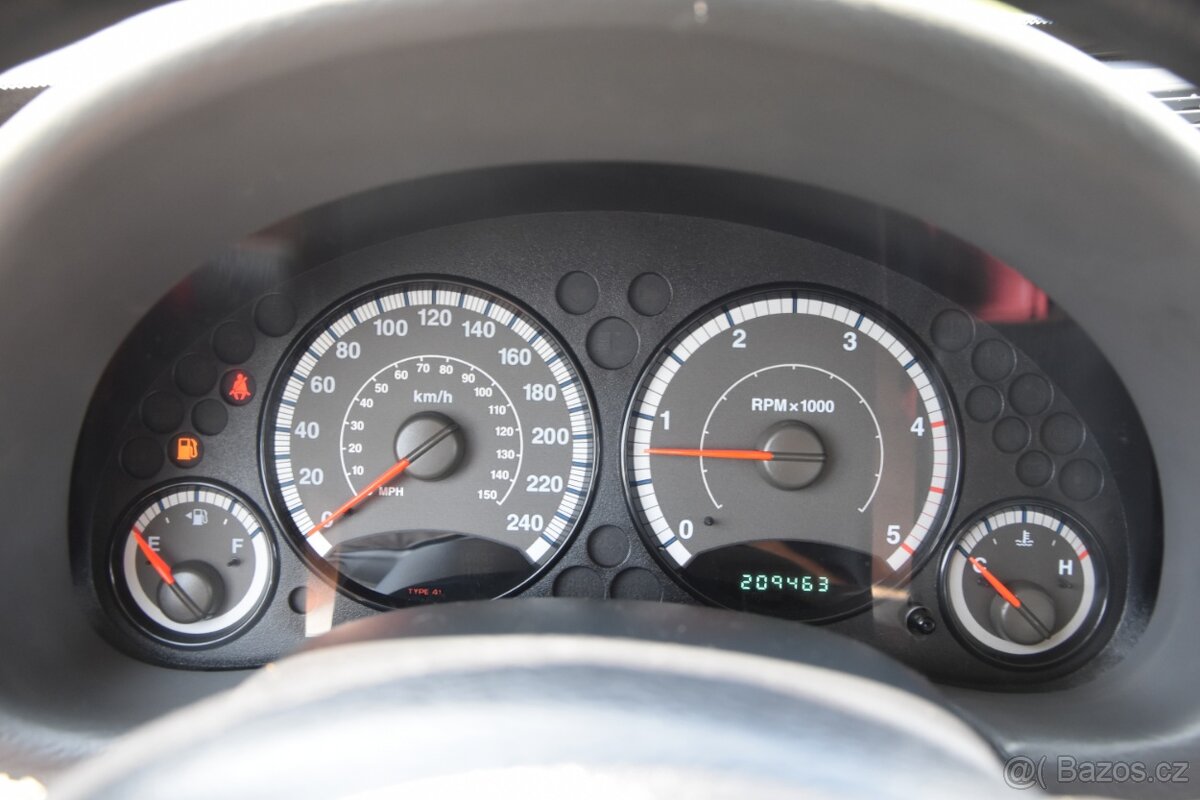 Jeep Cherokee 2.8 CRD 16V Limited A/T - 18