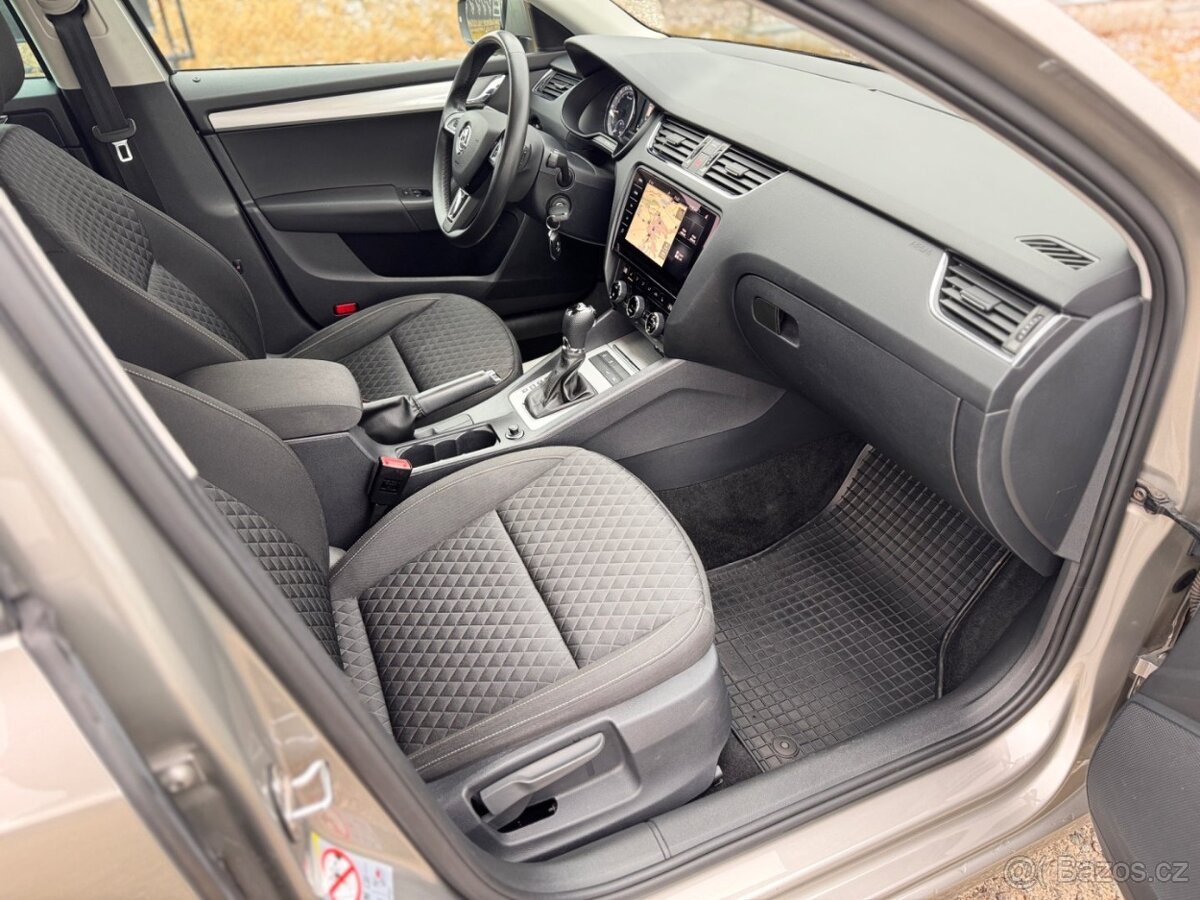 Škoda Octavia 2.0 TDI DSG Drive LED WEBASTO - 18