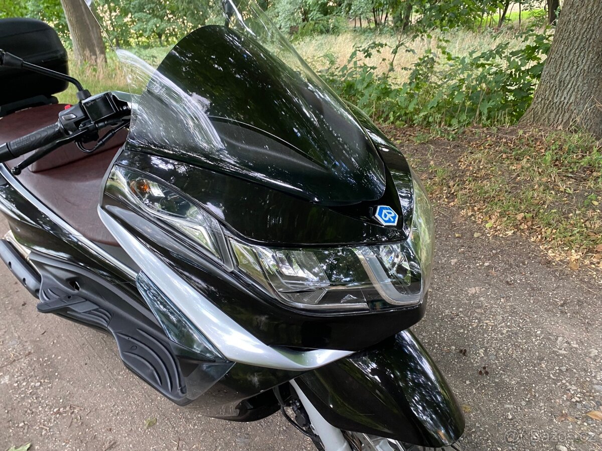 Piaggio X10 500 - 18
