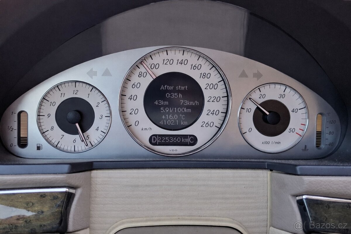 Mercedes-Benz E 400 CDi V8 Avantgarde W211 - 18
