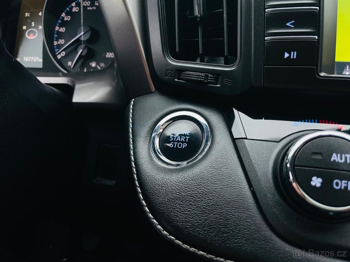 Toyota Rav4 2.0D 105KW MANUÁL 1.MAJITEL KAMERA TAŽNÉ 2WD - 18
