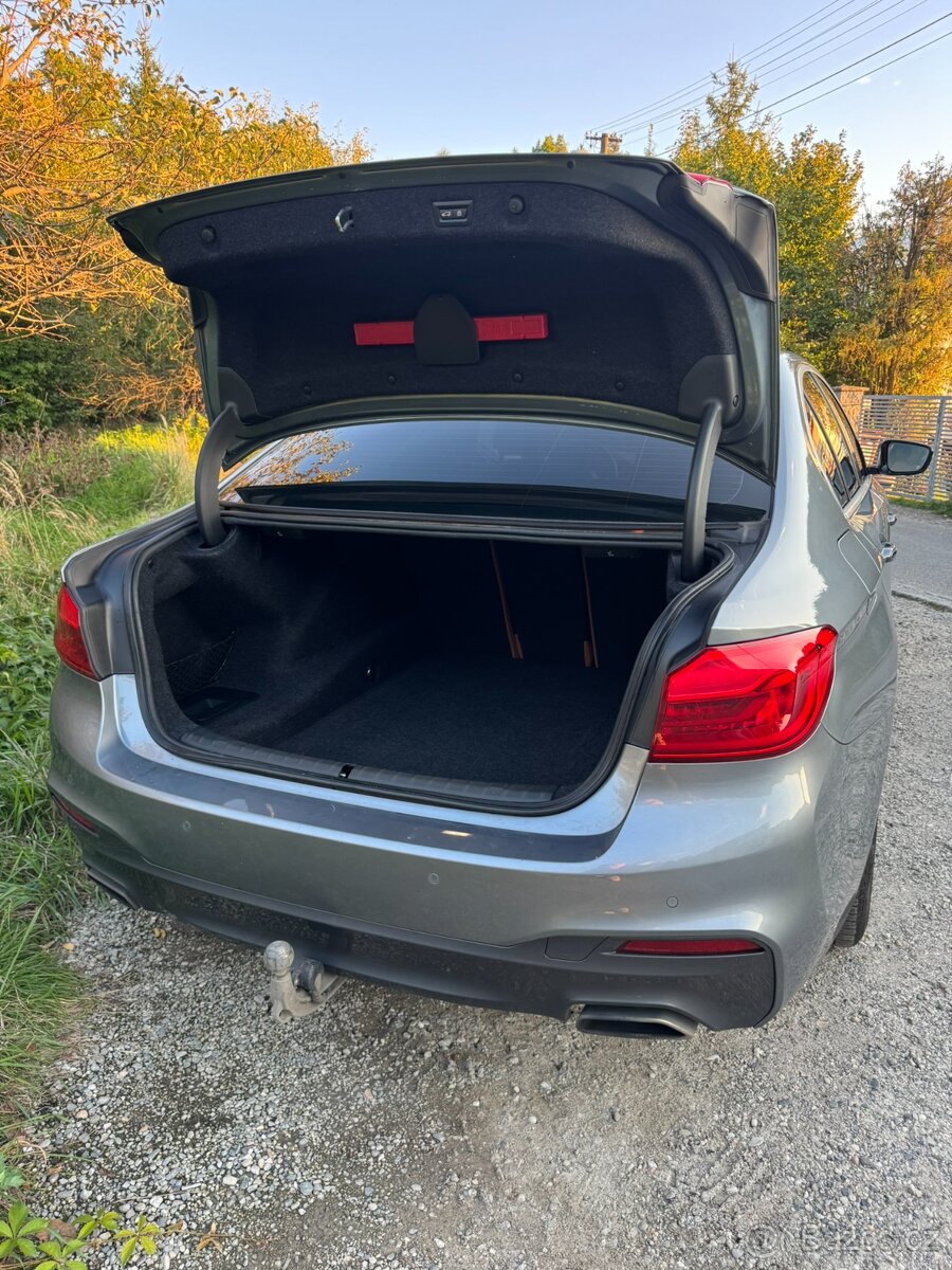 BMW 540i xDrive Limousine - 18