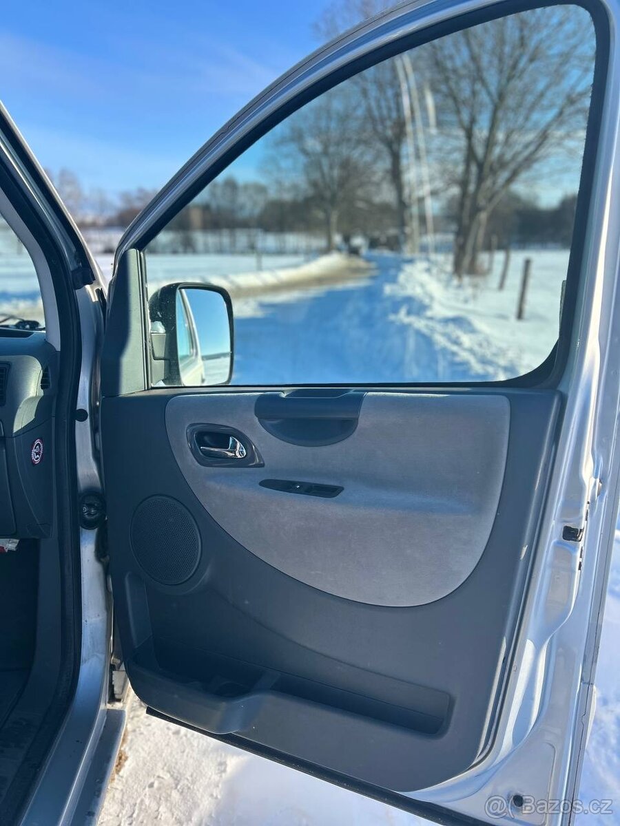 Fiat SCUDO PANORAMA 8 míst | dlouhá verze - 18