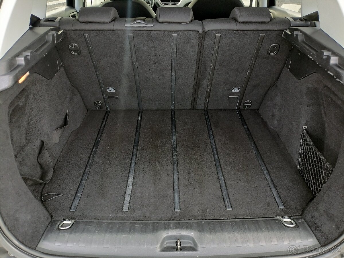 Peugeot 2008 1.2 VTi STYLE - 18