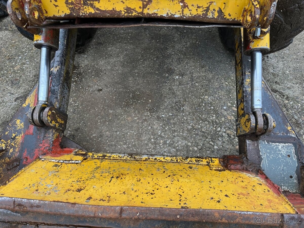 LKT 81 1982 VIN 1317 - 18