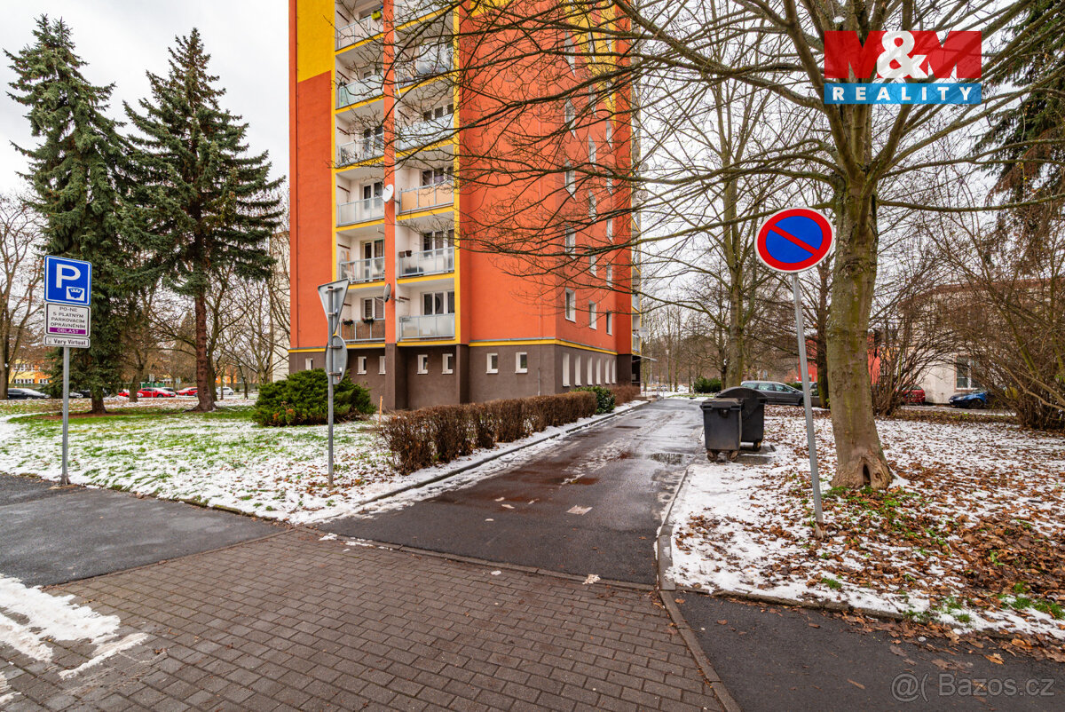 Pronájem bytu 3+1, 45 m², Karlovy Vary, ul. Krymská - 18