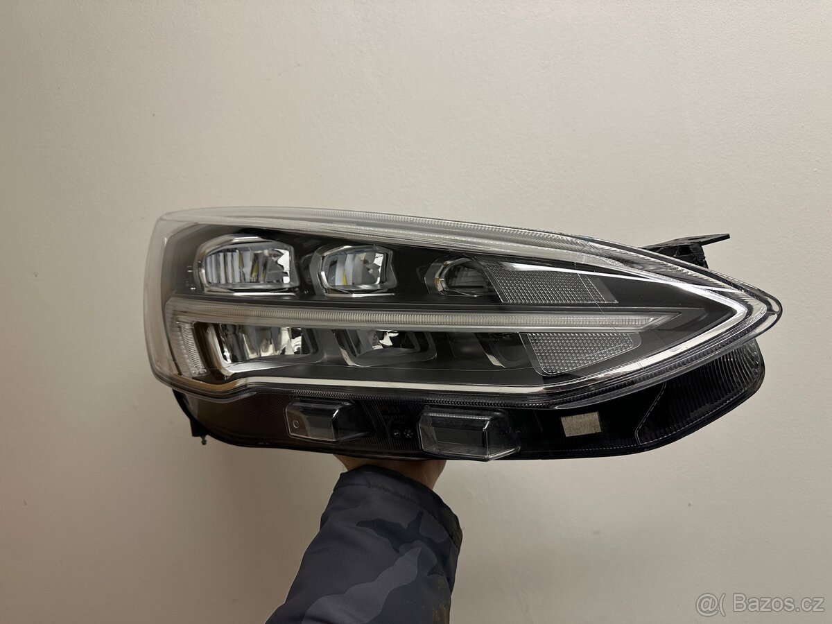 Ford Focus 4 světlo - 18