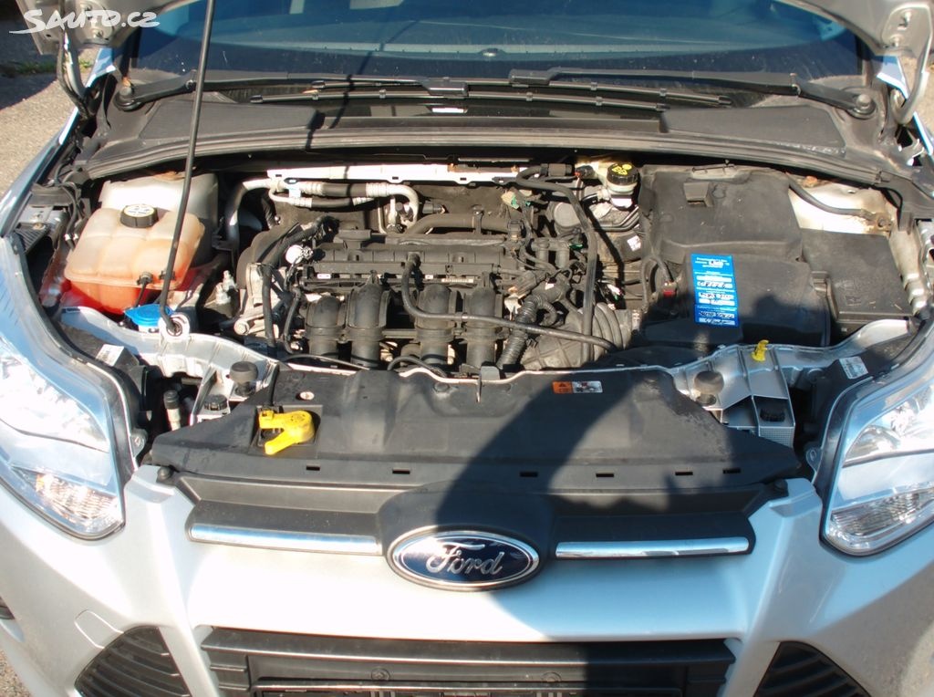 Ford Focus 1,6 16V kombi PDCvyhř.sklo,servisFORD,101tis.km - 18