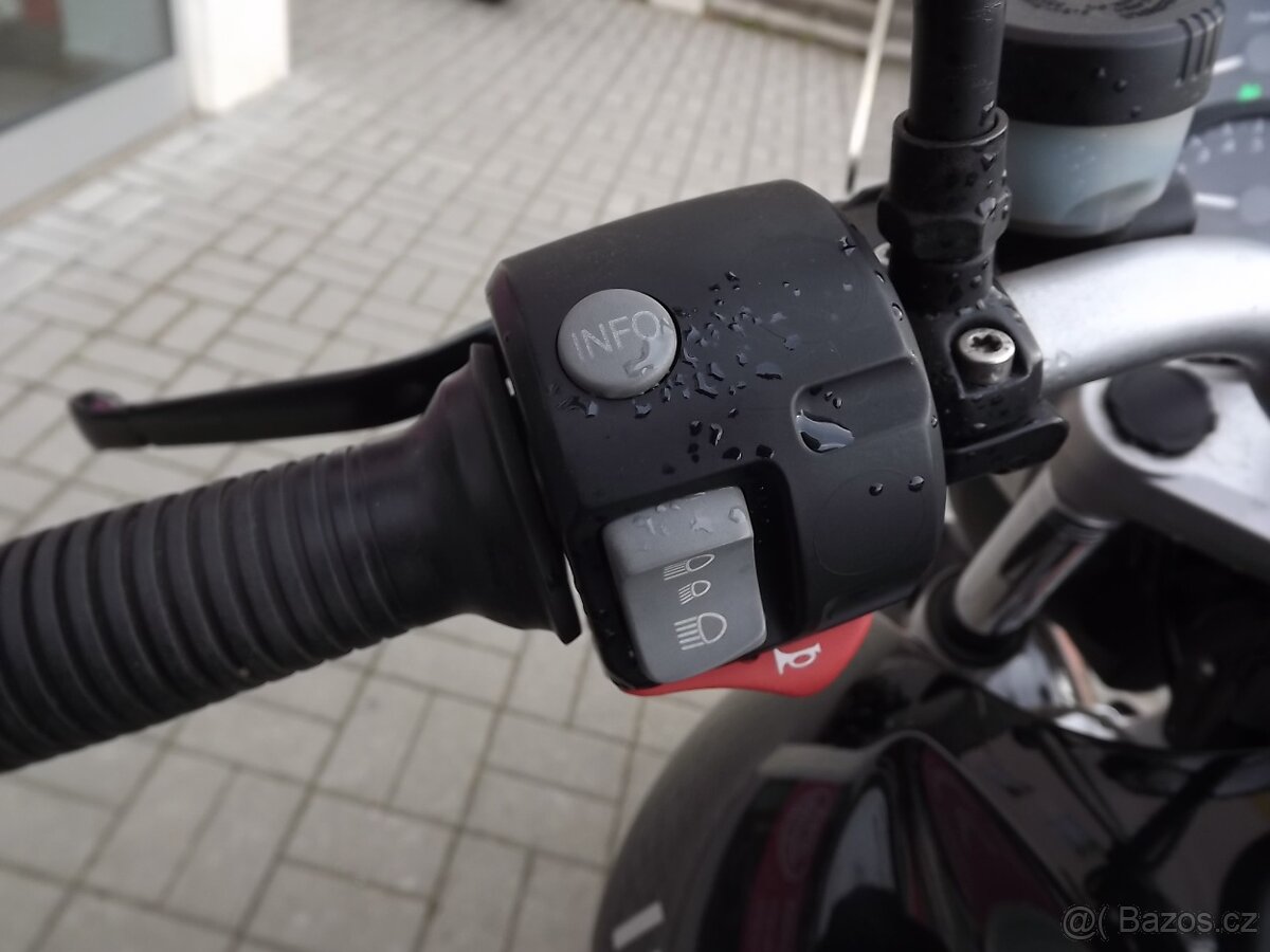 BMW R 1200R (bl) - 18