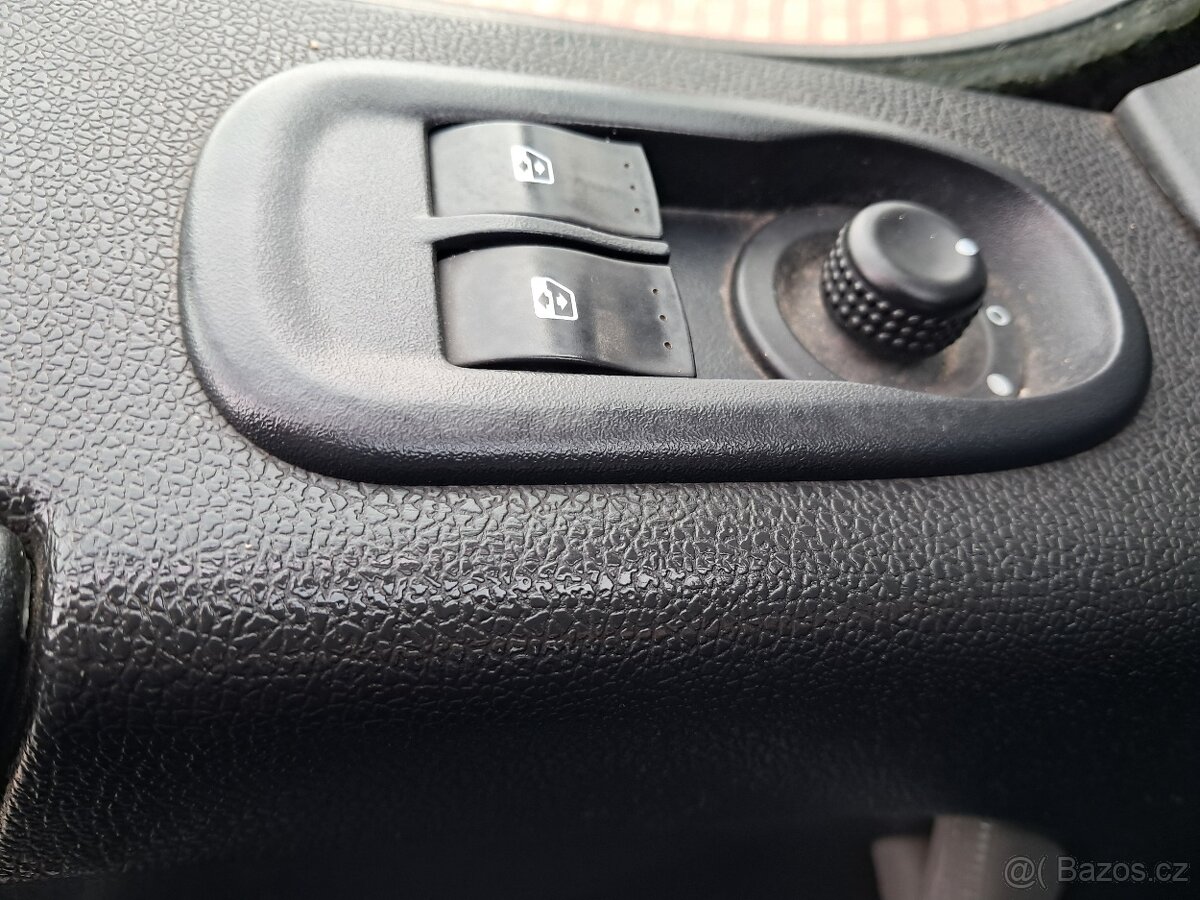 Renault Master 2.3 dCi 92kW/125 k L2H2P3/2014 - 18