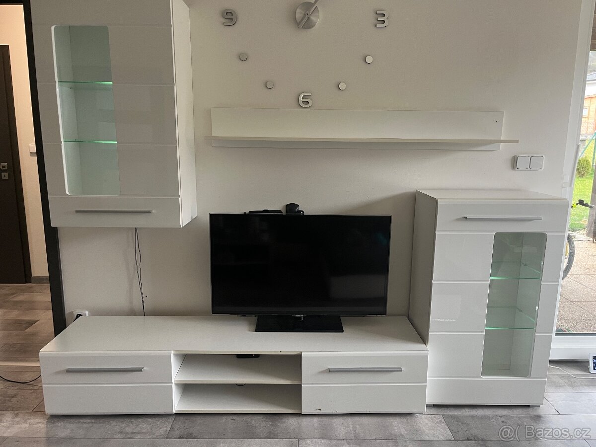 Obývací stěna - 18