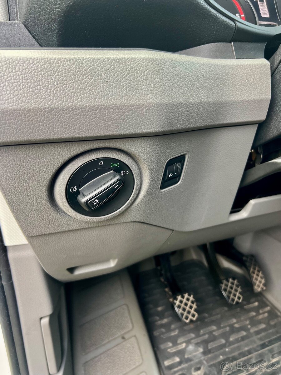 VW CRAFTER 2.0 TDi, SERVIS VW, ROK/MODEL 2021 - 18