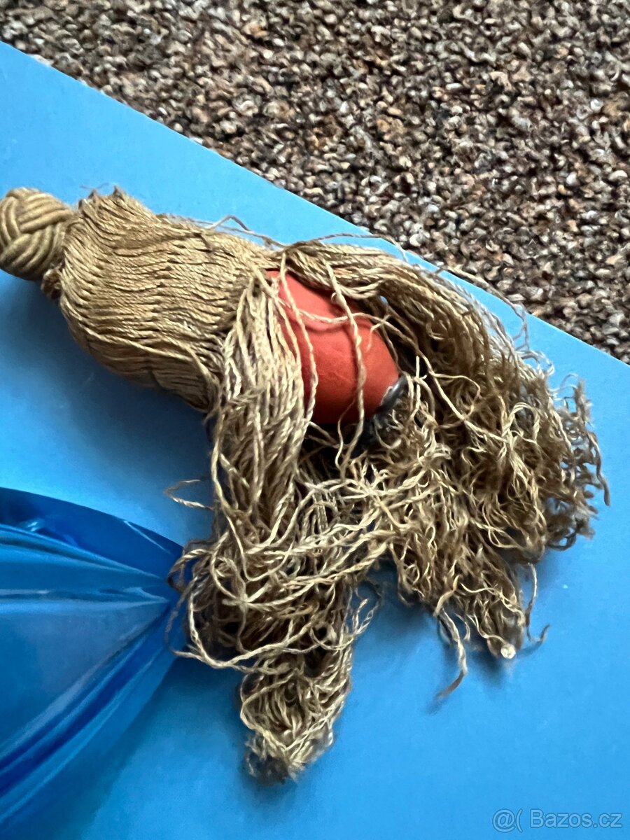 Stará skleněná dóza a flakón - 18