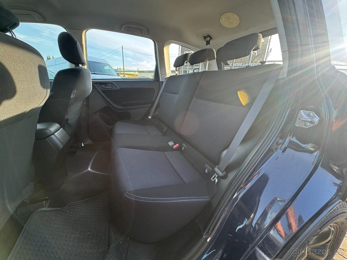 Subaru Forester 4×4 2,0i 110KW STK ITÁLIE - 18