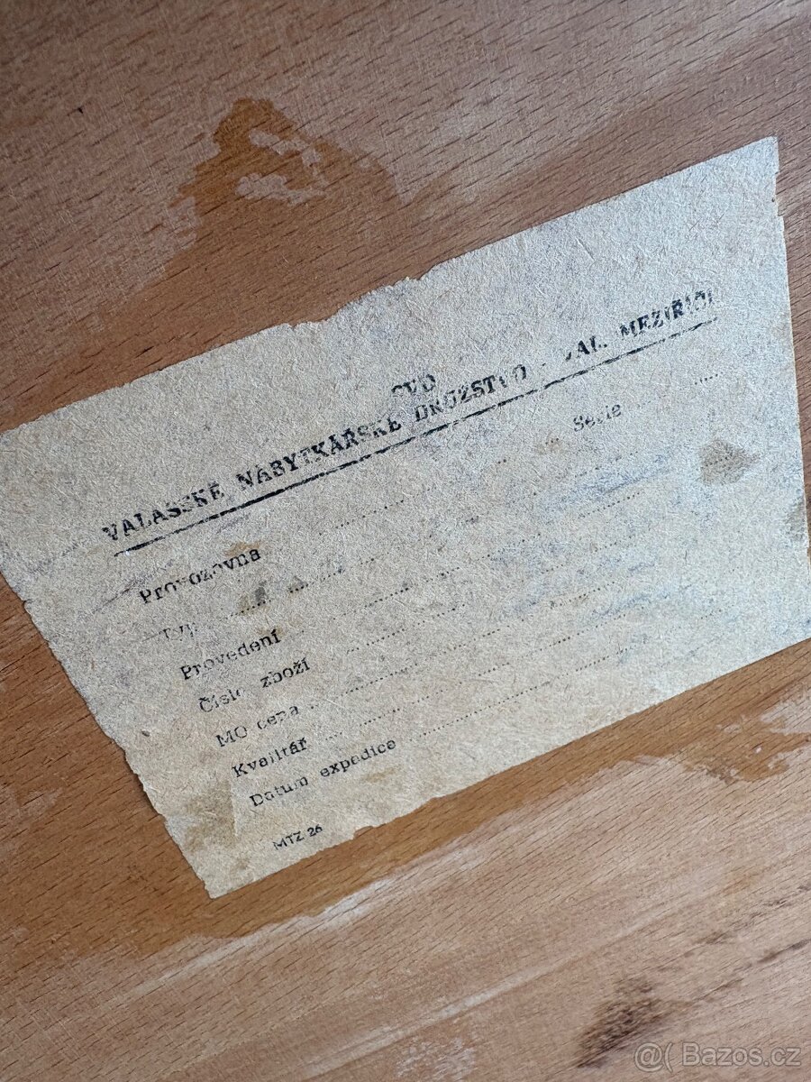 Konferenční stůl - 18