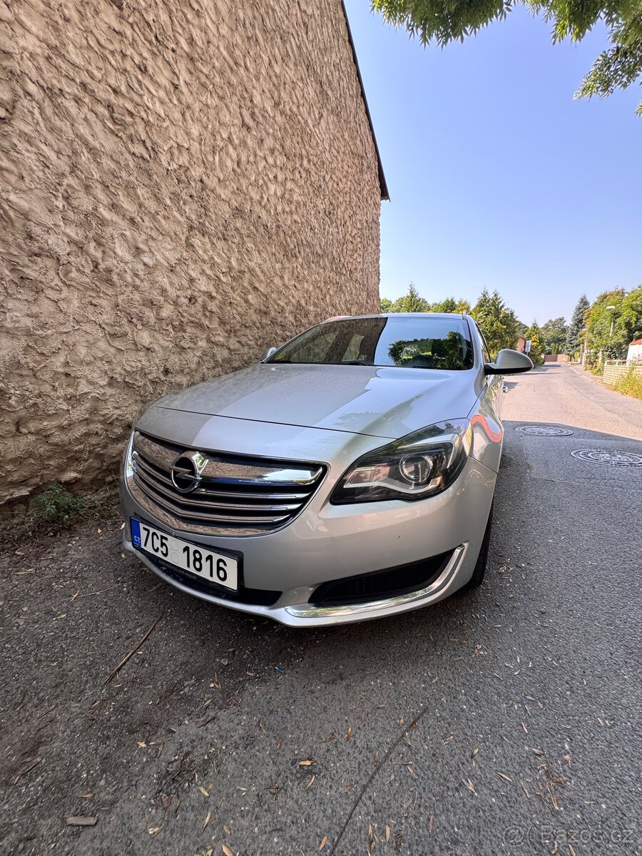 Opel insignia 2013 2.0 TDi - 18