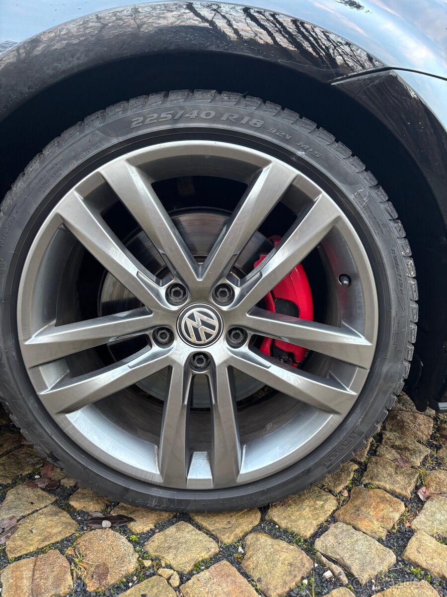 Volkswagen Golf 7 GTI - 18