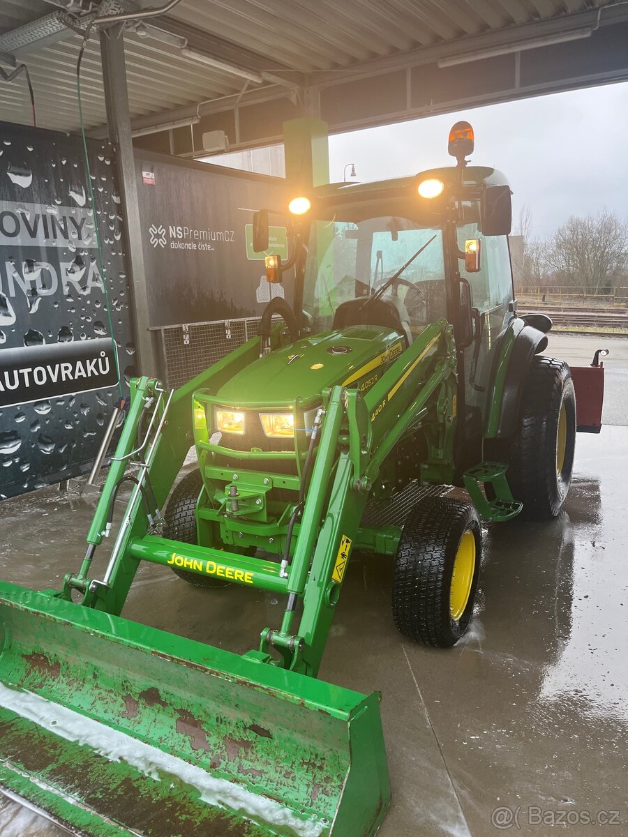 John Deere 4052 R - 18