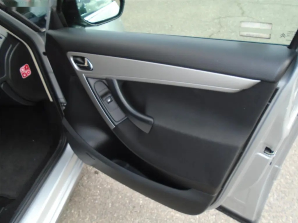 Citroën C4 Picasso, 1,6 1.6HDI-AUTOMAT-SERVISKA - 18