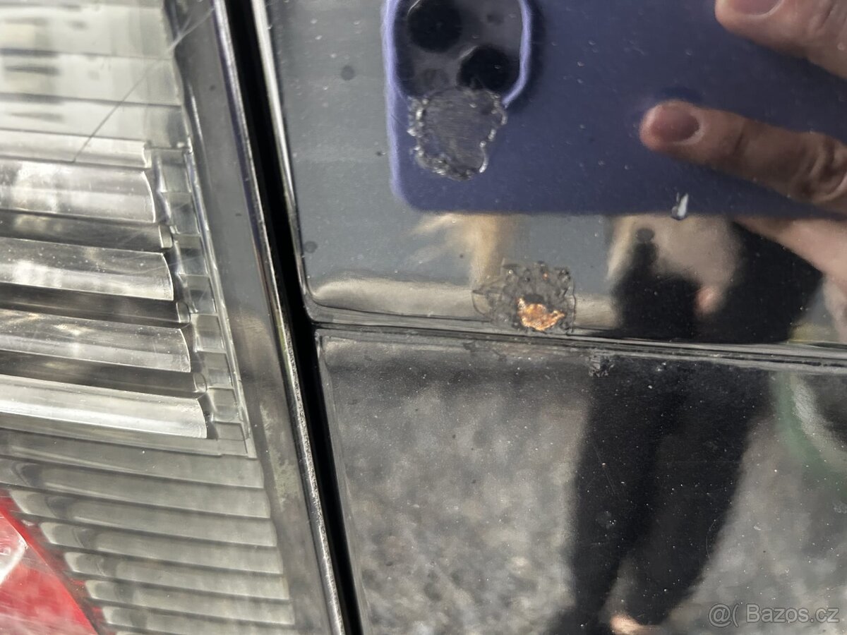 Volkswagen Touran 2.0 TDi Cross 103 kW 7MÍST, RV 4/2008 - 18