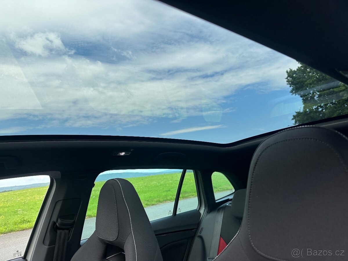 Skoda scala 1.0 tsi 81 kw edice Monte carlo - 18