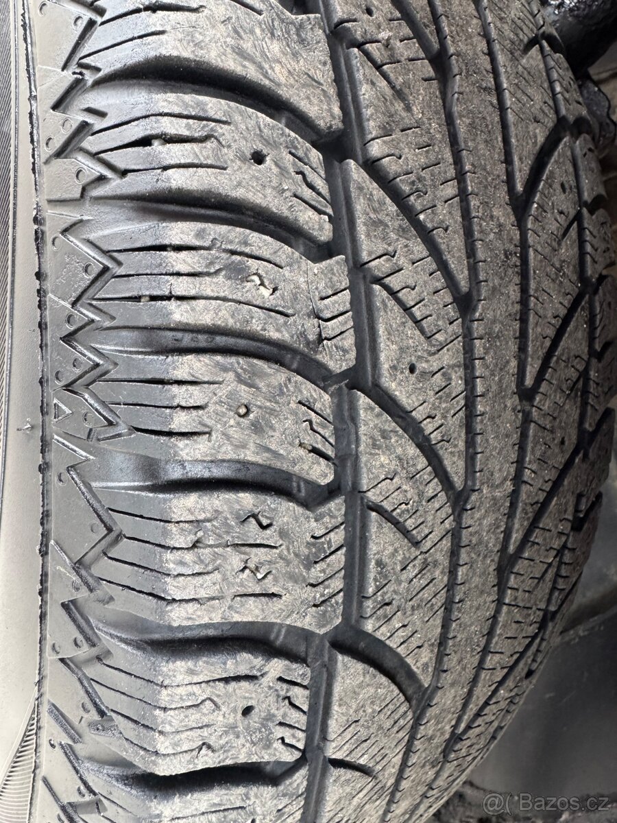 Dacia Duster 1,5 Dci 4x4 Laureate - 18