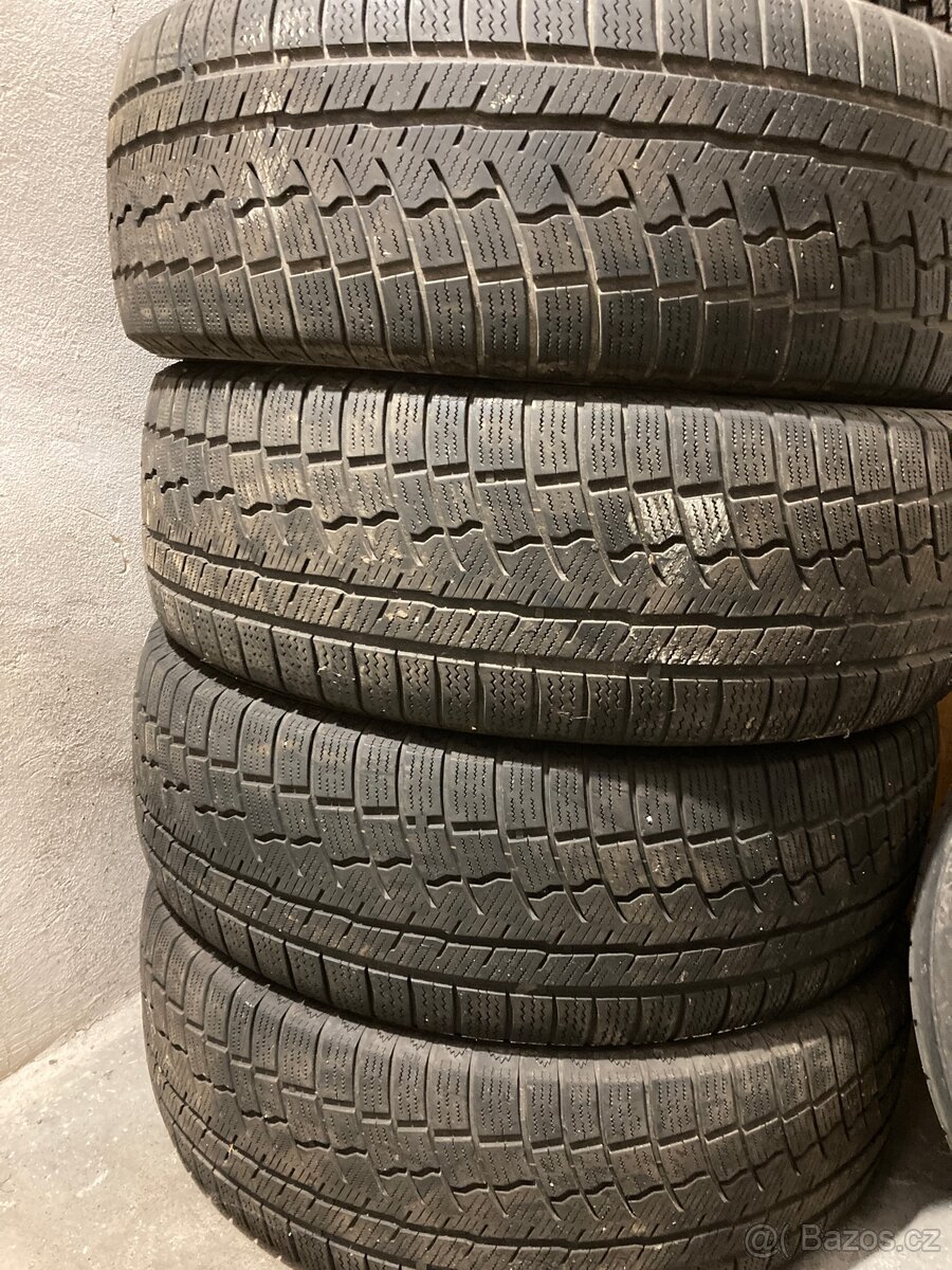 Nissan Navara D40, 128kW, 2006, Hardtop - 18