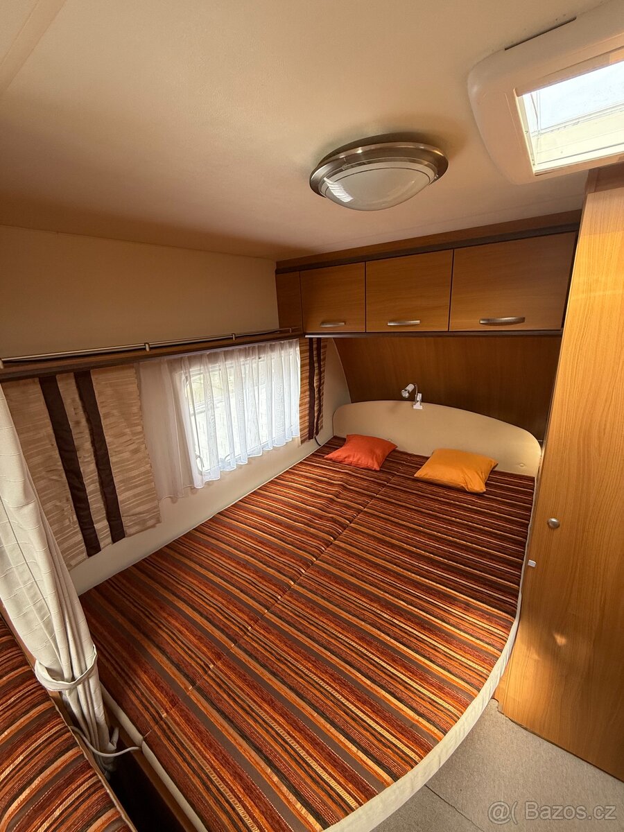 Bürstner Premio 485TK - předstan - 18