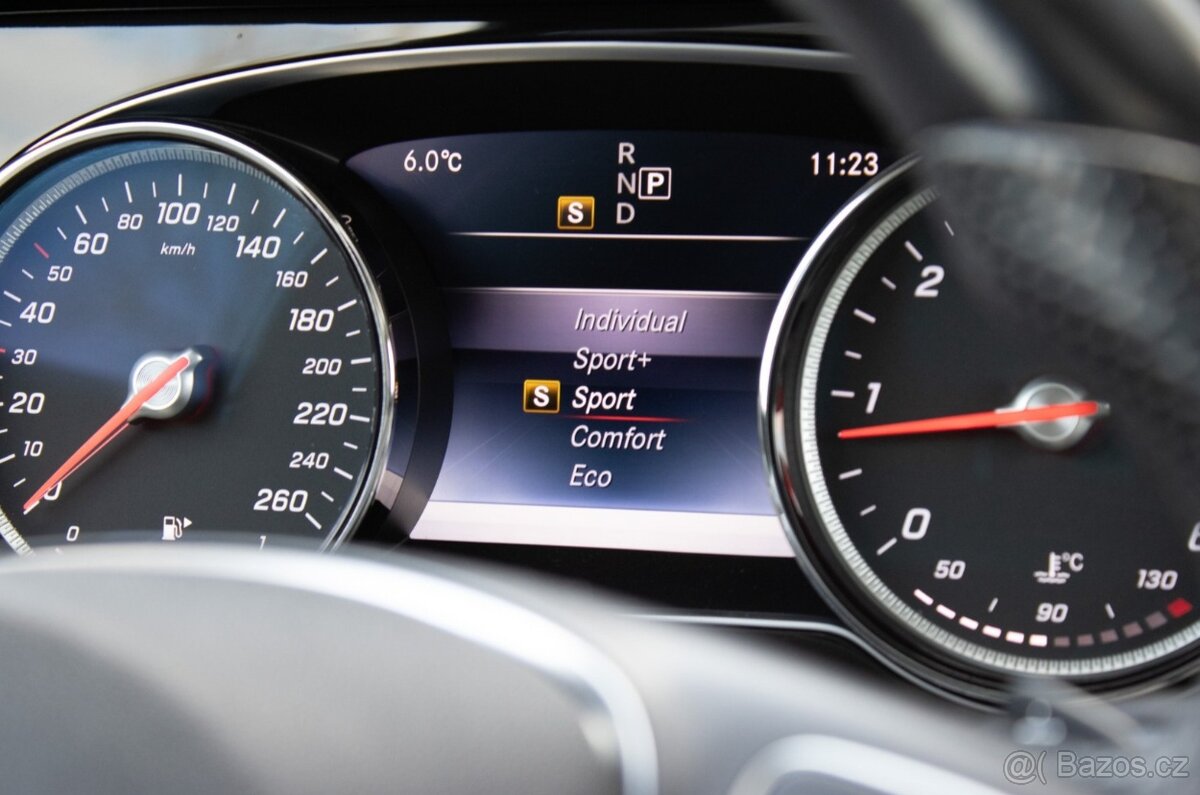 Mercedes-Benz E 220 d 4MATIC - 18