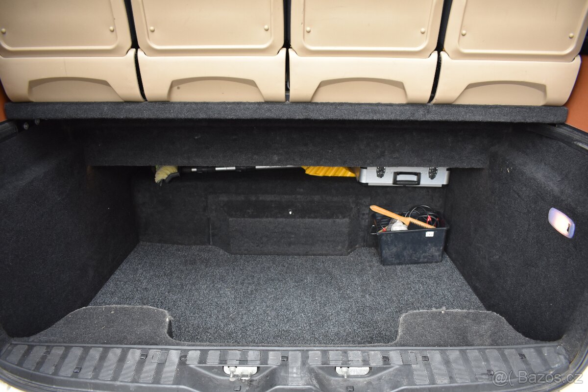 Mercedes Sprinter 519 CDI XXL | V6 | 20+1míst - 18