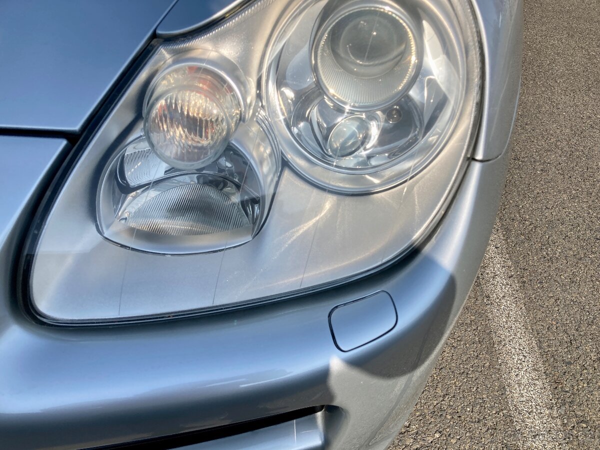 PORSCHE CAYENNE S 4,5L V8 250kW - 4x4 - Automat Nové STK - 18