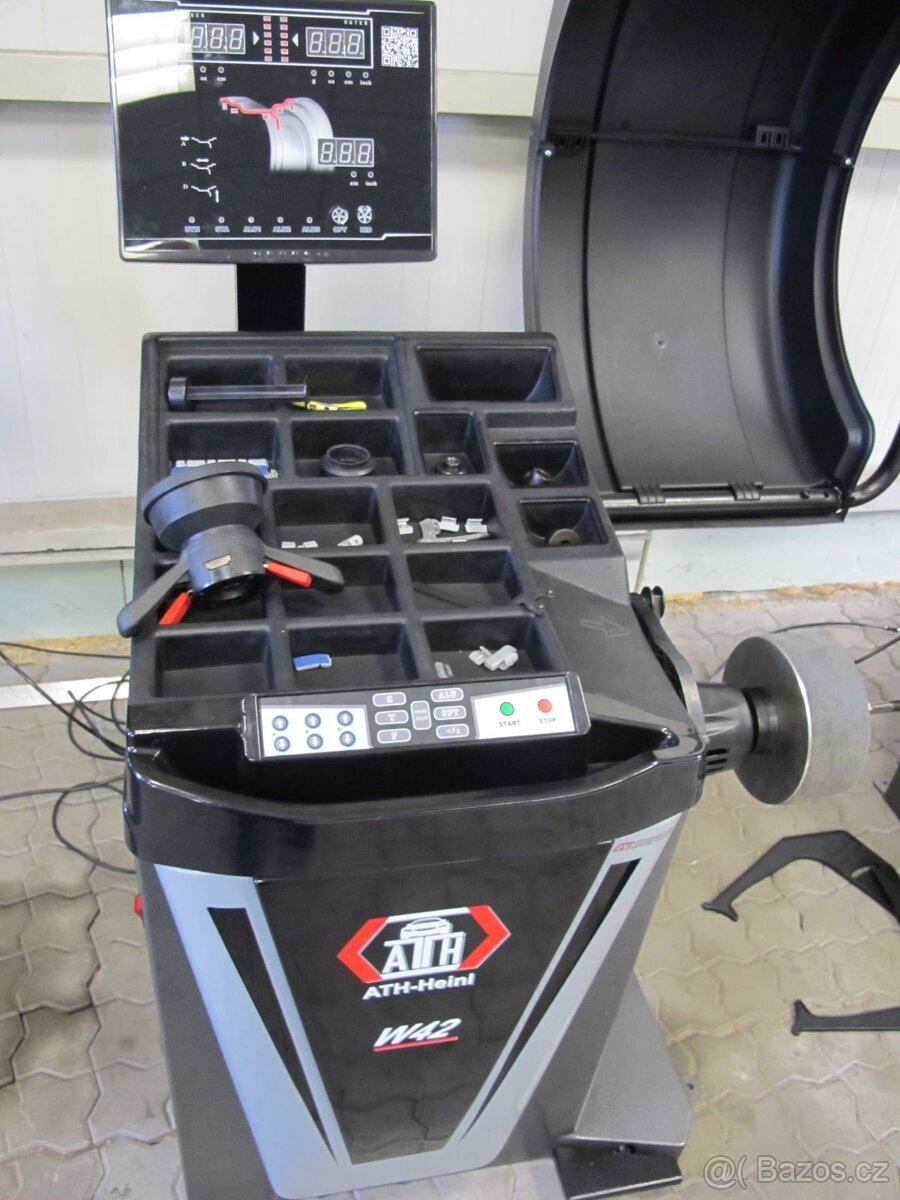 Vybavení pneu-autoservisu( zvedák,zouvačka,vyvažovačka) - 18