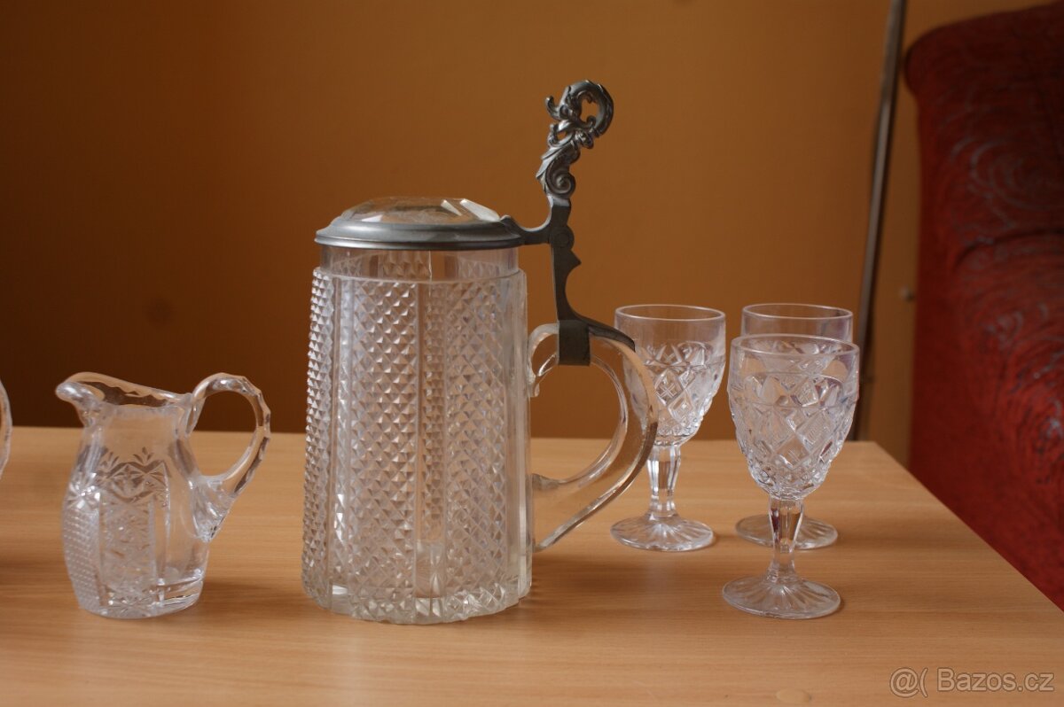 Sklo a porcelán různe prodám prvnich 20fotek - 18