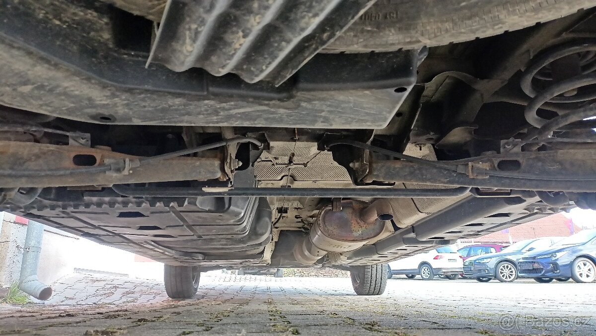 VW Transporter T6.1 LONG 110KW, DPH,senzory, pěkný - 18