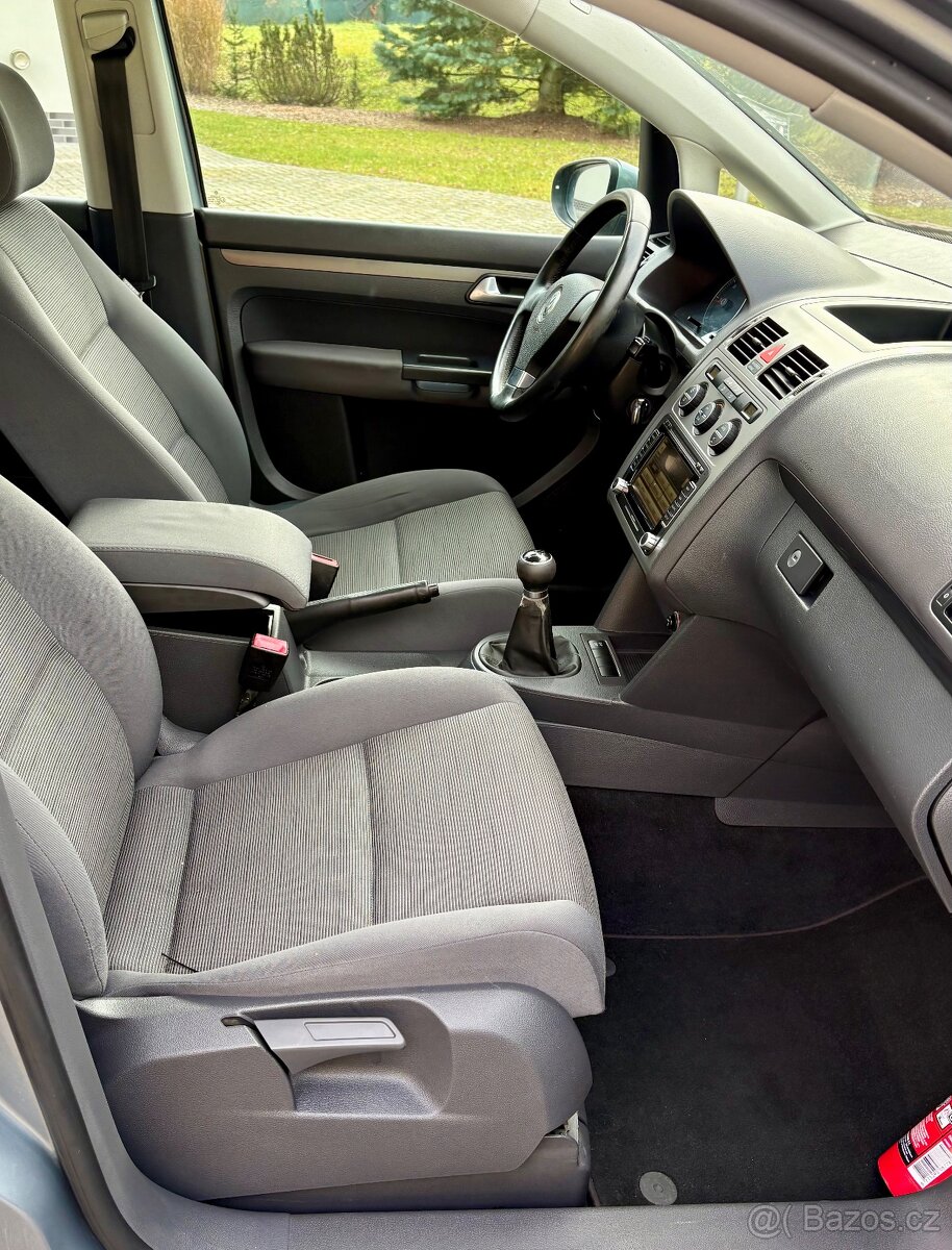 VOLKSWAGEN TOURAN 1.9 TDI 77KW BEZ DPF 2010 7 MIEST - 18